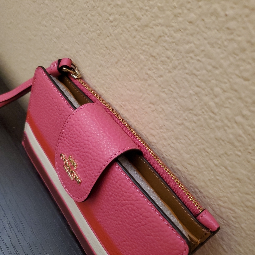 Coach Phone Tech Wallet Retro Stripe - Picture 4 of 10